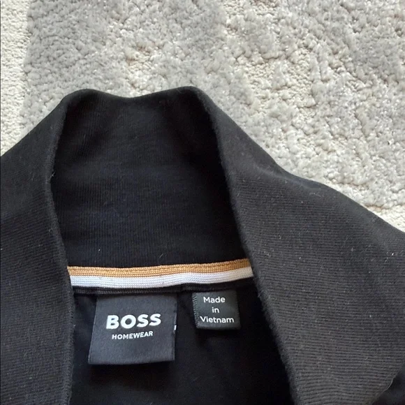 Boss Black Zip-Front Jacket with Gold Mesh Stripe - Picture 4 of 4